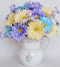 19 Amazing Gerbera Daisy In Vase Daisy Flower Arrangements Flower Vase Arrangements Silk Flower Arrangements