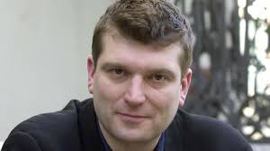 Que suene la música': Mucho más que una simple guerra