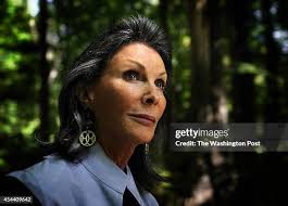 44 Meryl Comer Stock Photos, High-Res Pictures, and Images