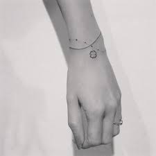 Armband Tattoo Damenmode Stil Tattoo Armband Tatowierung Fusskettchen Tattoo Armband Tattoo Frau