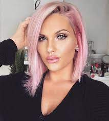A slight layering has been done on the hair and the hair has also been overall highlighted in a. 23 Cute Short Haircuts We Love For 2020 Page 2 Of 2 Stayglam