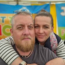 Meet Erinne Reva. Sadly Erinne was diagnosed with a terminal brain tumour  in March this years at just 6 years old. All that know Erinne are  heartbroken. Her family are now trying