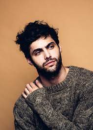 Matthew Daddario Photographed By Taylor Miller Poses Para Fotos Hombre Poses De Fotografia Masculinas Chicos Con Barba