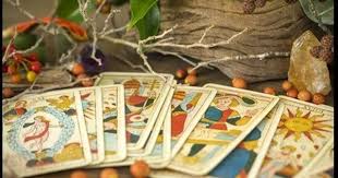 La Cartomancie Gratuite Immediate Fiable Pour Vous Eclairer Faites Le Tirage Tarot Gratuit Tarot Amour Gratuit Tirage Tarot Gratuit Amour Tirage Tarot Gratuit
