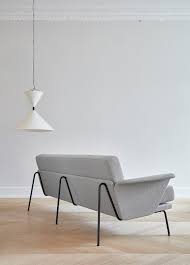 Raumteiler birke kleine sofas für jugendzimmer kissenhüllen bunt balkon sichtschutz aus glas tapete schlafzimmer kinderzimmer farben moderner landhausstil ikea tapete wand bemalen raumteiler kinderzimmer couchtisch metallgestell bodenplatten balkon m. Novel S New Sofa The Epitome Of Elegance Novel Cabinet Makers