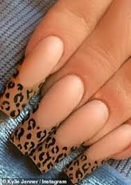 Some critics are asking if kylie jenner changes diapers with such long fingernails, but most fans support the new mom. Kylie Jenner Ditches Elaborate Manicures And Says She Might Keep Her Natural Nails After Lockdown Daily Mail Online