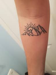 Tattoo sun zu günstigen preisen. 55 Sun Tattoos That Brings Wisdom And Strength