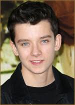 Ejsa Batterfild Asa Butterfield Asa Maxwell Thornton Farr Butterfield Aktyor Filmografiya Evropejskie Aktyory Kino Teatr Ru