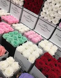 In this tutorial i will be sharing with you how i preserved flowers from my moms memorial service from her passing! Preserved Roses Eternal Fleur Flower Box Gift Valentines Roses Gift Bouquet