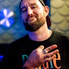 Help!!! Lemme know what stores/states yall wanna see too turnt tea and  livin lemonade in next. Will send 10 of you free hats for your help 🙌