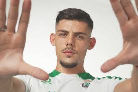 Javier Montero's Instagram, Twitter & Facebook