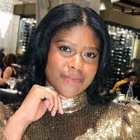 Gina Weldon's Instagram, Twitter & Facebook