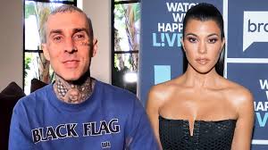 Kourtney kardashian writes love note to boyfriend travis barker: Kourtney Kardashian And Travis Barker Take Family Trip To Utah Entertainment Tonight