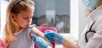 La vacunación será una herramienta importante para ayudar a frenar la pandemia. Los Pediatras Ven Necesario Vacunar A Los Ninos