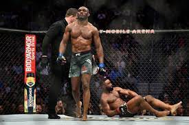 Usman retained his welterweight title at ufc 245 in an both usman and covington surprised many with their approach to the fight, deciding to exchange punches in the pocket. Like A Bad Dream How Kamaru Usman Dominated Tyron Woodley At Ufc 235