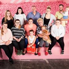 Sie postete ein selfie und zeigte sich mit einem kussmund. Die Wollnys Das Steckt Hinter Den Ungewohnlichen Namen Der Kinder Gala De
