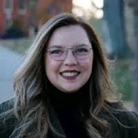 Crystal Davidson's Instagram, Twitter & Facebook