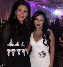 تعليق الفنانين علي فضيحة خالد يوسف مع مني فاروق و شيما الحاج03:11. ØµÙˆØ± Ø±Ø§Ù†ÙŠØ§ ÙŠÙˆØ³Ù Ø¨ÙØ³ØªØ§Ù† Ø£Ø¨ÙŠØ¶ ÙØ§Ø¶Ø­ Ø¨Ø£Ø­Ø¶Ø§Ù† Ø²ÙˆØ¬Ù‡Ø§ Ø¯Ù†ÙŠØ§ Ø§Ù„ÙˆØ·Ù†