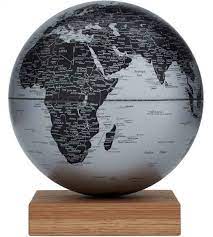 Über 130 verschiedene modelle, mit 360° animationen und videos Emform Matt Silver Globus Se 0933 Tischglobus Platon Oak Silber Matt Globe World Earth Magnetglobus Eichenholz Sockel Globus24 De Ihr Onlineshop Fur Globen Aller Art