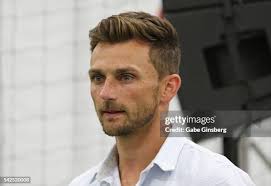 Model Sharon Andres, dressed as the character Sonic the Hedgehog from...  News Photo