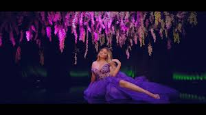 Ajo është një këngëtare e njohur dhe përveç muzikës që bën, enca haxhia është shpesh në qendër të mediave për jetën e saj private.por pavarësisht famës, ajo. Enca Balad Video Dailymotion