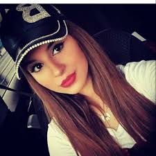 💜Kişiye Özel Bayan Harfli Deri Tasarım Şapka 💜Istenilen renk ve harf  şapkaya uygulanır 💜Sipariş ve fiyat bilgisi için dm ulaşabilirsiniz.  💜Türkiye'nin heryerine kargo gönderimi yapılır 💜Kargo Alıcıya Ait  💜Fotoğrafı kaydetmeyi unutmayın ...