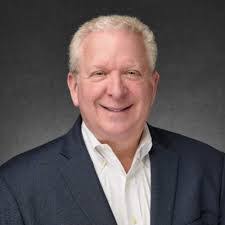 Evelyn Cusack's Instagram, Twitter & Facebook