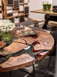 The Earth Table Isn T Quite As Old As Creation Despite What Its Name Might Suggest But The Wood Used To Make Kahve Masasi Yemek Masasi Yuvarlak Yemek Masasi