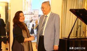 The site owner hides the web page description. è'‰åŠè‹±å‰å¥³å©¿ 80æ­²åŠ‰è©©æ˜†æ„›å°36æ­²å¥³å‹17å¹´ éˆé­‚ä¼´ä¾¶ä¸å©š æ¯æ—¥é ­æ¢