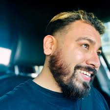 Will be visiting at end of August. Can anyone recommend best way to do a  tour to Isla Culebra, either as a group or private that includes pick up  and drop off