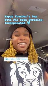 Happy Founders‘ Day to the sorority sisters of Zeta Phi Beta! 💙🤍 Shout  out to @#SLP for the Founders‘ Day flow! #ZetaPhiBeta #ZPhiB #zphib1920