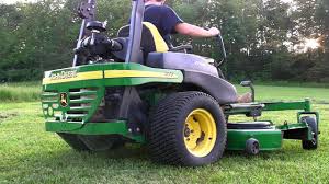 Place an adjustable wrench on a rear lift link's nut and turn it clockwise to raise that side of. John Deere 777 72 Zero Turn Commercial Ztrak Lawn Mower Youtube