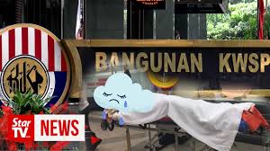 What does kwsp stand for in johor? Bedridden Cancer Patient Forced To Use Ambulance To Make Epf Withdrawal In Person Thestartv Com