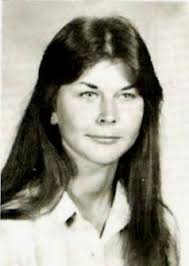 Wanda Rayburn Baldwin I believe she was in the Class of 1980 . Married to  Johnny Baldwin Class of 82. Wanda passed away earlier today . Please keep  her family in your