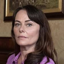 Die fünfteilige miniserie line of duty ist eine ungewohnt realistische darstellung des kampfes gegen die korruption in den eigenen reihen. Line Of Duty Cast Crew Fernsehserien De
