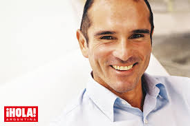 Javier Lúquez. Fue el anfitrión de las mejores fiestas de los '90 y abrimos  su álbum personal a veinte años de su muerte