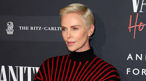 1009 on 12/15/11 at 04:09. Hollywoodstar Charlize Theron Wurde Gerne In Berlin Leben Promiflash De