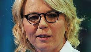 Maria de filippi e maurizio costanzo sono due capisaldi della storia della televisione italiana, dobbiamo a loro una miriade di format interessanti gabriele costanzo, chi è il figlio adottivo di maria de filippi e maurizio costanzo: Maria De Filippi Racconta L Adozione Del Figlio Gabriele Il Giorno Prima Ero Terrorizzata Dilei