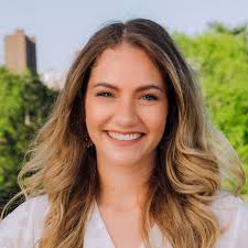 Alexa Johns's Instagram, Twitter & Facebook