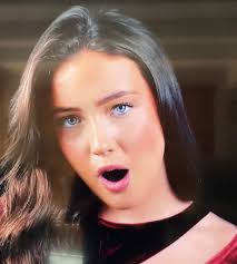 Watching Lucy Thomas perform a "Whiter Shade of Pale" was a revelation  again. In the delivery of this song, the word " resplendent " popped into  my mind. Mmmm, I checked and