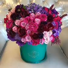 Delight In This Rich Jewel Toned Dual Design Jadorelesfleurs Jlf Jeweltones Fresh Flower Delivery Flower Boutique Flower Delivery