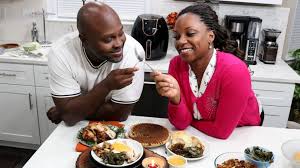 Widen slits with fingers or spoon. How To Make Your Entire Thanksgiving Meal In An Air Fryer Gma