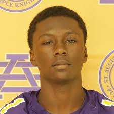 Kendall Sampson's Instagram, Twitter & Facebook