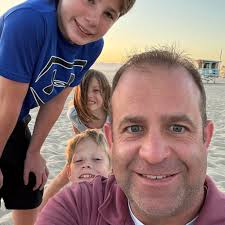 Joe Robertson (@joe.robertson.9216) • Facebook