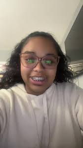 Iris Perez (@moon.rain.hope)