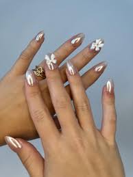 Hailey Bieber Glazed Nails @ornellas_nails : rNailArt