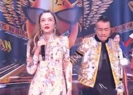 Fang qi wo, zhua jin wo. Lively And Lively New Year S Eve It S A Fake Singing Caier Ying Zhao Lusi And Chen Feiyu Fake It Seriously Inews