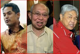 Setakat jam 9.40 malam tadi, ahmad zahid memperoleh 93 undi, menewaskan empat pesaing lain antaranya dua nama besar. Zahid Dahului Saingan Presiden Umno
