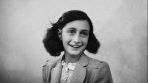 ˈanəˌliːs maˈʁiː ˈfʁaŋk, short version: Who Was Anne Frank Anne Frank House