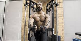 Learn how simu liu trained and the workout and diet he used to prepare to become marvel's shang chi! Simu Liu S Workout For Shang Chi And The Legend Of The Ten Rings